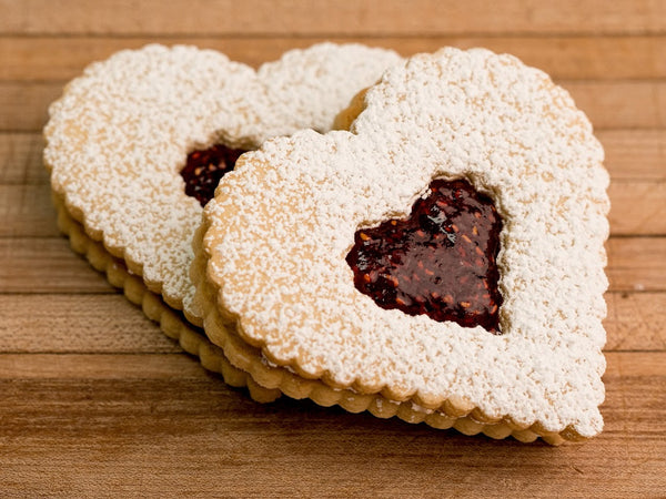 6 Linzer Cookies