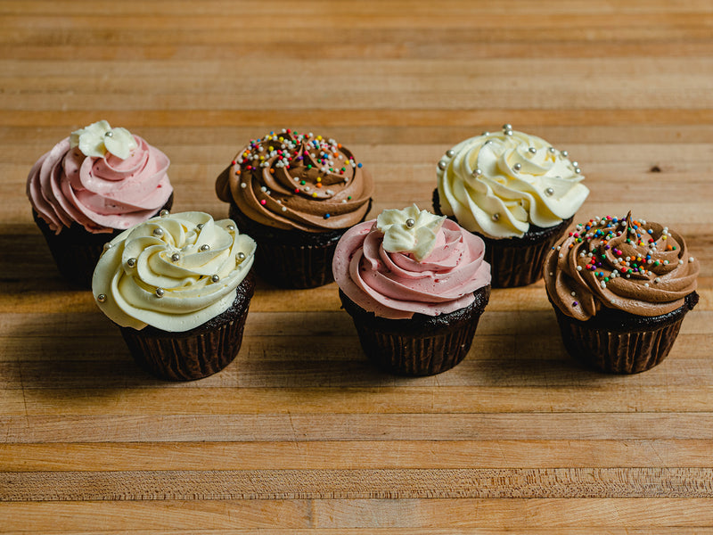 6 Flourless Cupcakes